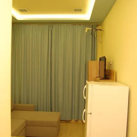 Neptune Luxury Center * Warna